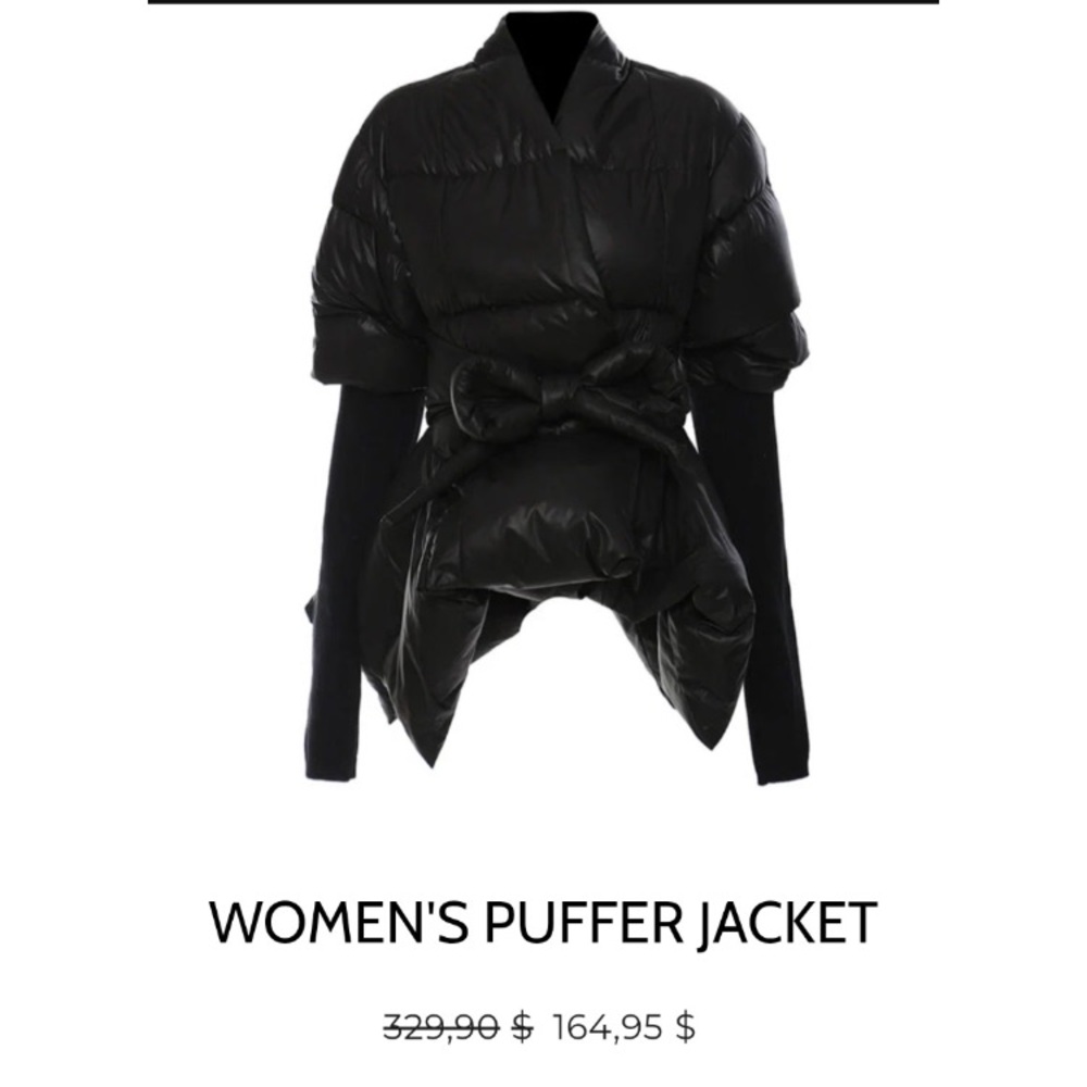 Women's Black Puffer Jackets
Brand new never been worn